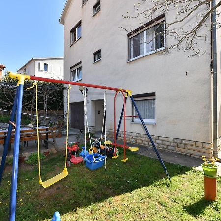 Traditional Apartment In Zadar With Garden Екстериор снимка